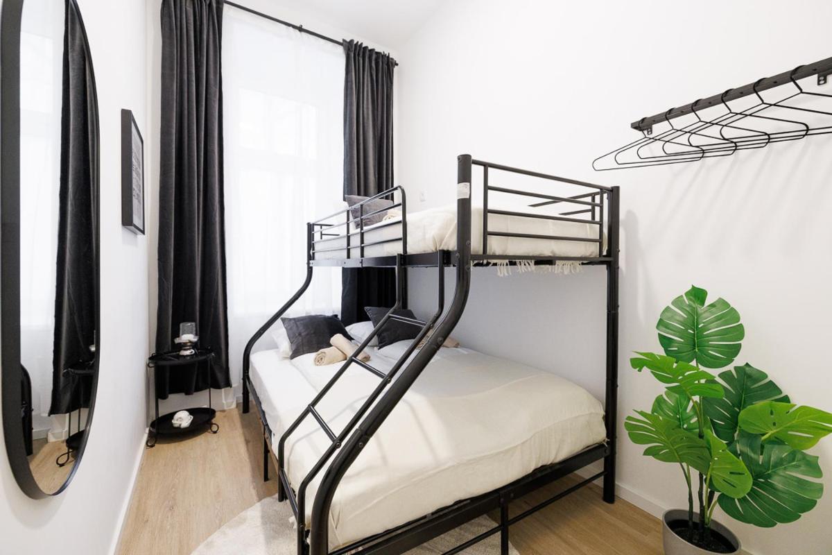 וינה Central City Style Rooms By Home2 מראה חיצוני תמונה
