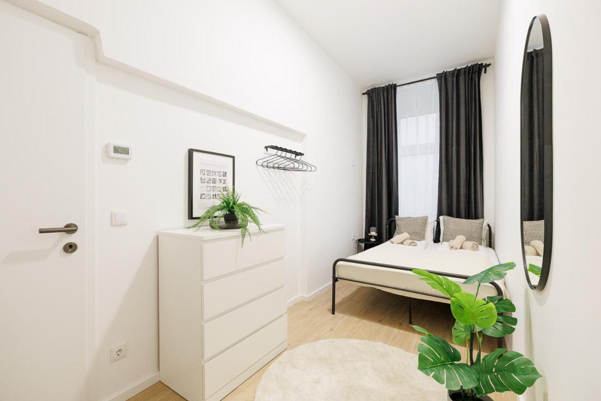 וינה Central City Style Rooms By Home2 מראה חיצוני תמונה